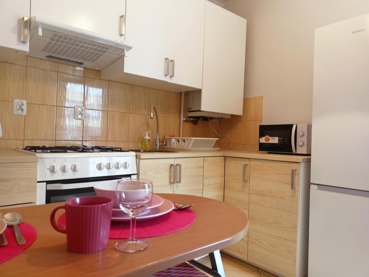 Apartament Malinowy Swietoduska 12 Lublin Kültér fotó