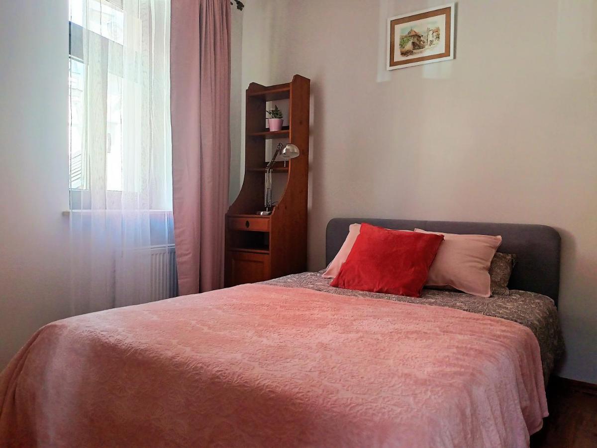 Apartament Malinowy Swietoduska 12 Lublin Kültér fotó